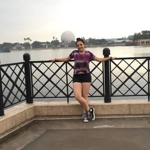 Meet your Posher, Sydni